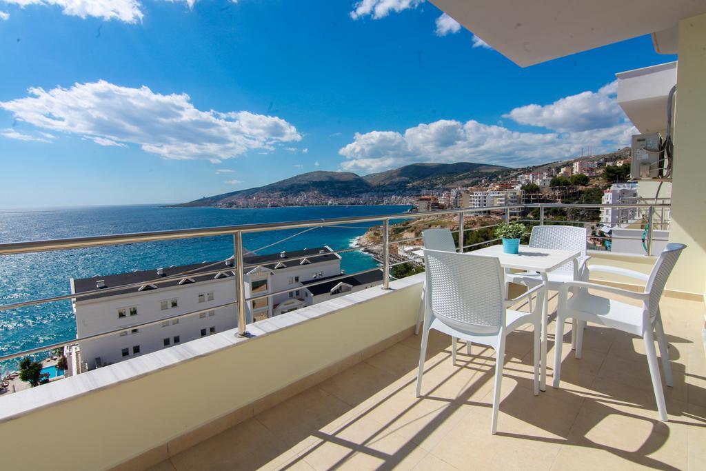 Blue Sea Apartments Sarandë Exterior foto